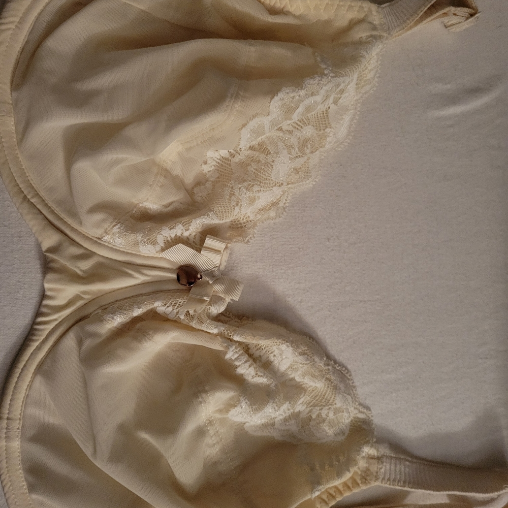 Chantelle Bra